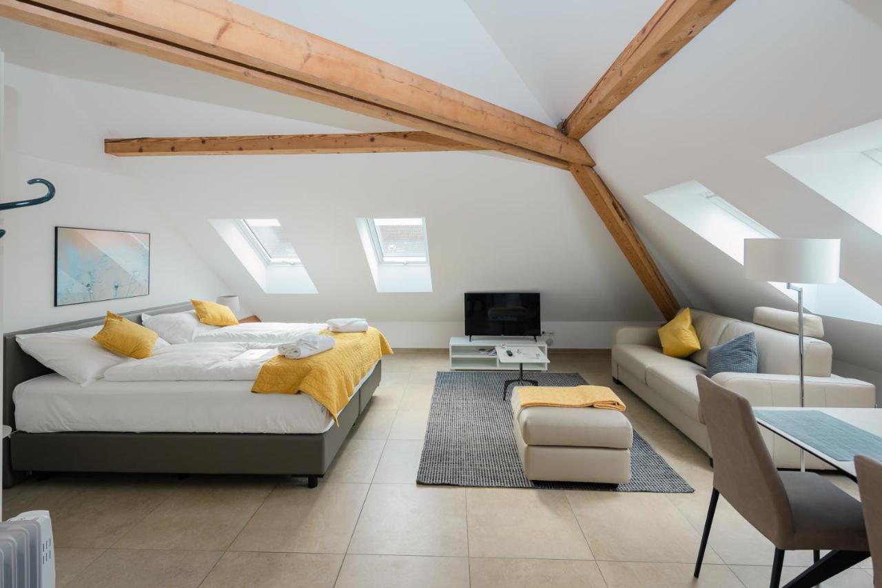 Zurich Furnished Homes Bagian luar foto